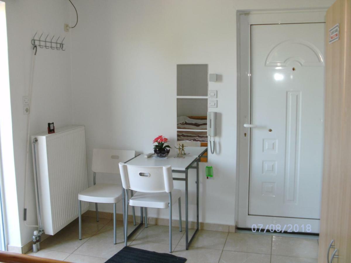 Nina Rooms Artemida (Attica) Exterior foto